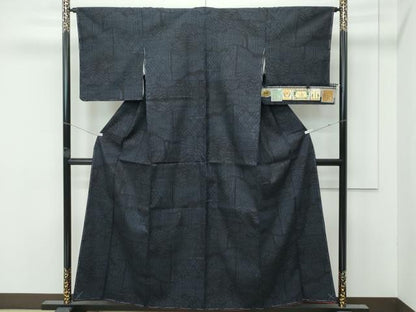 平和屋着物●極上　本場結城紬　重要無形文化財　奥順　80亀甲　籬風景文　証紙付き　逸品　未使用　CZAA5017s6