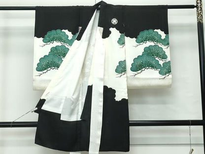平和屋着物[]極上　男の子　祝着　産着　初着　のしめ　長襦袢セット　お宮詣り　鷹　松　鼓　黒地　金彩　逸品　CZAA5030s6