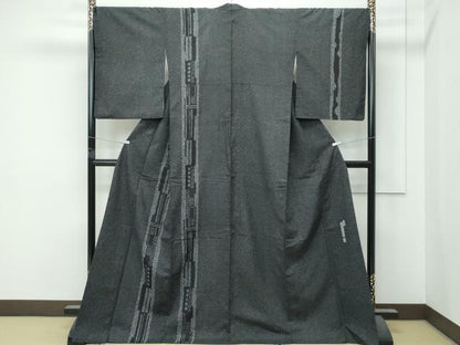 平和屋着物●極上　二代目 川村久太郎　訪問着　紬地　幾何学文様　たたき染め　黒地　逸品　CZAA5059s6