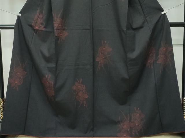 平和屋着物●極上　本場結城紬　重要無形文化財　100亀甲　草花文　黒地　逸品　未使用　CZAA5064s6