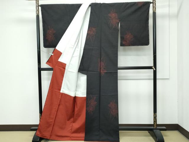 平和屋着物●極上　本場結城紬　重要無形文化財　100亀甲　草花文　黒地　逸品　未使用　CZAA5064s6