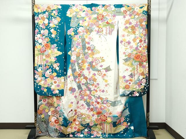 平和屋着物●極上　振袖　駒刺繍　短冊草花文　暈し染め　銀通し地　逸品　CZAA5136s6