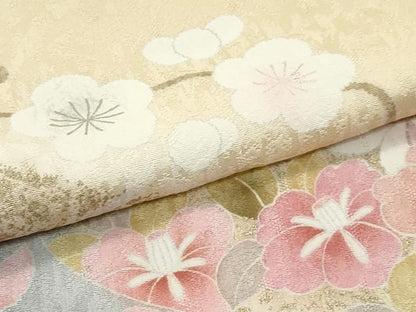 平和屋着物●極上　訪問着　駒刺繍　草花霞文　暈し染め　金彩　蜂蜜色地　逸品　CZAA5148s6