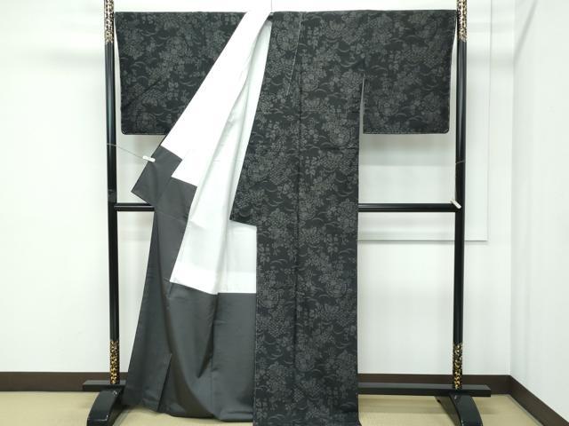 平和屋着物●極上　本場結城紬　重要無形文化財　100亀甲　雪輪七宝花鳥文　黒地　逸品　未使用　CZAA5162s6