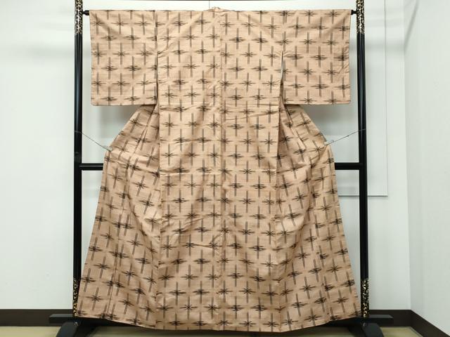 平和屋着物●国指定重要無形文化財　本場久米島紬　手織　逸品　未使用　CZAA5186s6