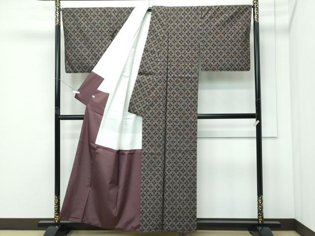 平和屋着物●極上　本場大島紬　泥染め　９マルキ　格子柄　酒井織物謹製　証紙付き　逸品　CZAA5195s6