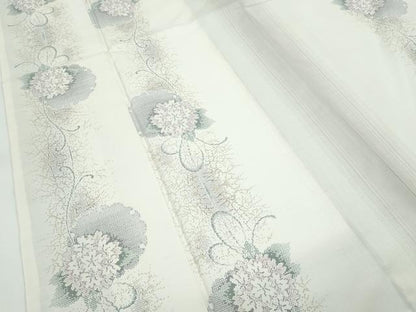 平和屋本店●極上　本場大島紬　白大島　９マルキ　雪輪草花文　やまと誂製　逸品　CZAA5202s6