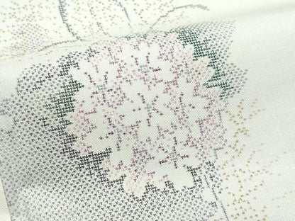 平和屋本店●極上　本場大島紬　白大島　９マルキ　雪輪草花文　やまと誂製　逸品　CZAA5202s6