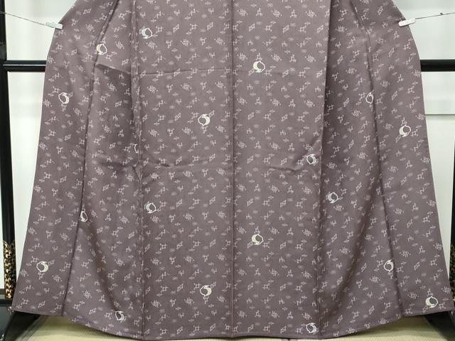 平和屋着物▽極上 小紋 単衣 兎 琉球絣文様 ローズグレイ色地 反端付き 逸品 CZAA5234s6