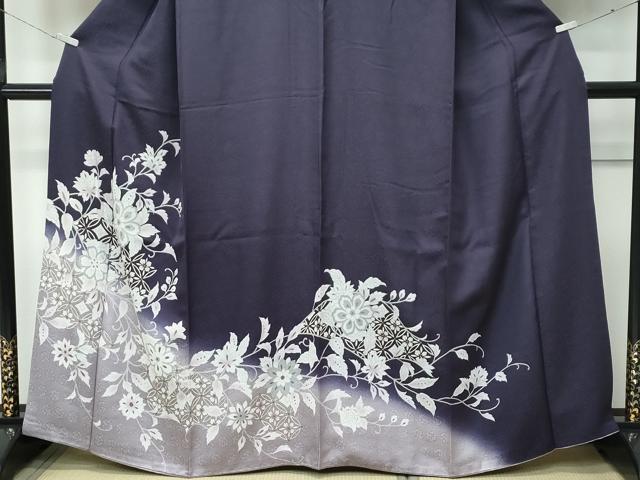 平和屋本店●極上　訪問着　更紗花文　暈し染め　金彩　紫黒色地　逸品　CZAA5239s6