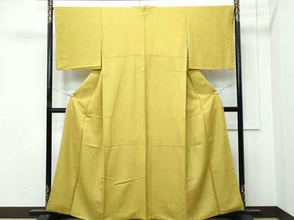 平和屋着物●極上　色無地　芥子色　葉尽くし地紋　逸品　未使用　CZAA5290s6