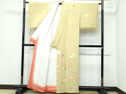 平和屋着物●極上　訪問着　立波花蝶文　金彩　木蘭色地　逸品　CZAA5295s6