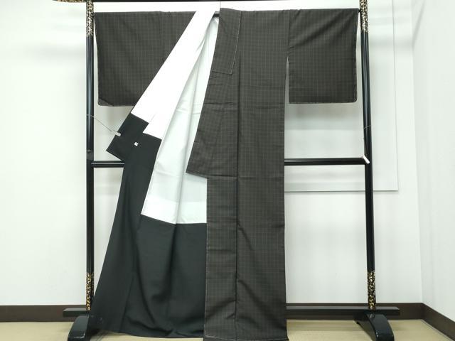 平和屋着物●極上　本場縞大島紬地　泥染め　格子柄　大島紬美術館　証紙付き　逸品　未使用　CZAA5307s6