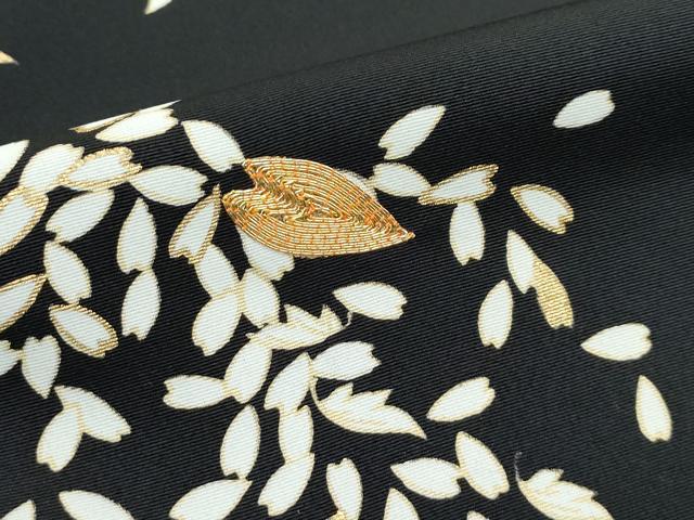 平和屋本店●極上　朝丘雪路　訪問着　駒刺繍　舞花弁　黒地　金彩　逸品　CZAA5312s6