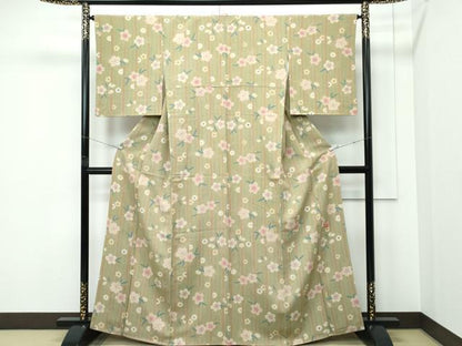 平和屋着物●極上　ファッションデザイナー　花井幸子　小紋　桜　間道　金彩　黄海松茶色地　逸品　CZAA5334s6