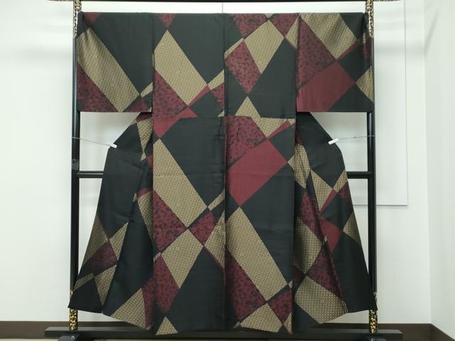 平和屋本店▽極上　男性　お召　単衣　切嵌吉祥文　黒地　さが美扱い　逸品　CZAA5796s6