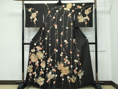 平和屋着物●極上　訪問着　駒刺繍　枝垂れ梅草花文　黒地　金彩　逸品　CZAA5357s6