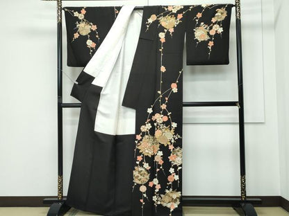平和屋着物●極上　訪問着　駒刺繍　枝垂れ梅草花文　黒地　金彩　逸品　CZAA5357s6