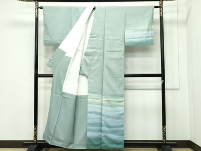 平和屋着物●極上　石川県指定無形文化財　牛首紬　白山工房　手織り　訪問着　霞文　薄青色地　逸品　未使用　CZAA5379s6