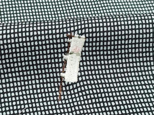 平和屋着物●極上　江戸小紋　総刺繍　桃太郎　角通し　黒地　金糸　逸品　CZAA5389s6