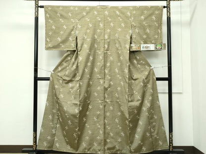 平和屋着物●極上　本場琉球絣　手おり　宮城清義作　油色地　証紙付き　逸品　未使用　CZAA5419s6