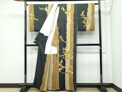 平和屋着物●極上　訪問着　駒刺繍　牡丹松鹿の子間道　金彩　藍海松茶色地　三越扱い　逸品　CZAA5440s6