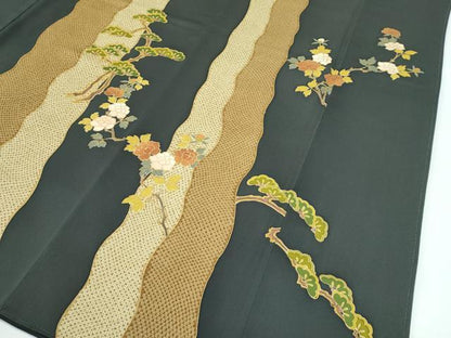 平和屋着物●極上　訪問着　駒刺繍　牡丹松鹿の子間道　金彩　藍海松茶色地　三越扱い　逸品　CZAA5440s6