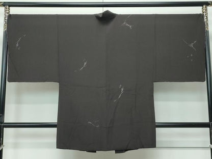 平和屋着物∞極上　男性　長羽織　舞桜　海松茶色地　羽裏：虎　逸品　未使用　CZAA5449s6