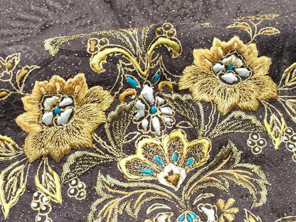 平和屋着物●極上　訪問着　刺繍　正倉院花文　金通し地　黒橡色地　やまと誂製　逸品　CZAA5457s6