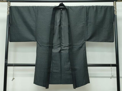 平和屋着物∞極上　男性　長羽織　紬地　和達人　横段文　黒地　逸品　CZAA5470s6