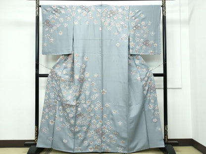 平和屋着物●極上　訪問着　総刺繍　蘇州刺繍　中国三大刺繍　相良刺繍　橘　七宝花文　銀糸　豆がら茶色地　逸品　未使用　CZAA5539s6