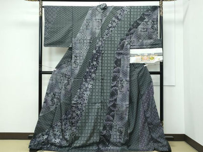平和屋着物●極上　訪問着　本場縞大島紬　泥染め　雪輪鳳凰吉祥花文　堀之内織物謹製　証紙付き　逸品　未使用　CZAA5571s6