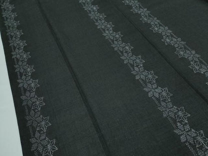 平和屋着物●極上　本場結城紬　重要無形文化財　100亀甲　麻の葉文様　黒地　逸品　CZAA5572s6