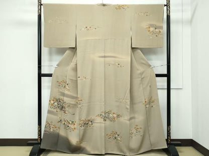 平和屋着物●極上　十日町　加賀草木友禅の第一人者　田村哲彦　訪問着　冊子貝桶草花文　暈し染め　利休茶色地　逸品　CZAA5586s6