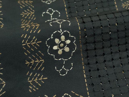 平和屋本店●極上　本場縞大島紬　総刺繍　中国三大刺繍　スワトウ刺繍　刺し子　吉祥花文　大島紬美幸　証紙付き　逸品　CZAA5623s6