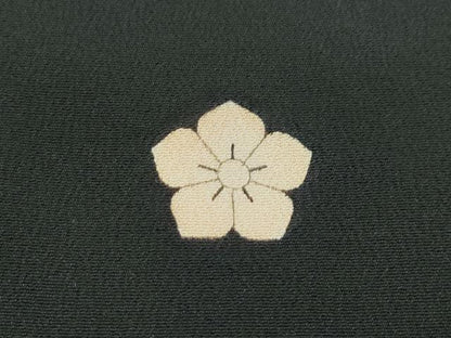 平和屋本店●極上　アンティーク　大正ロマン　振袖　駒刺繍　飛鶴草花文　黒地　金彩　逸品　CZAA5644s6