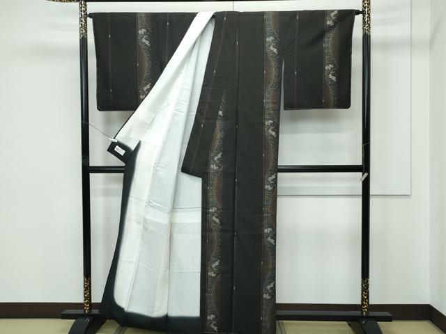 平和屋着物●極上　本場大島紬　９マルキ　兎　興紬工房　やまと誂製　証紙付き　逸品　未使用　CZAA5650s6