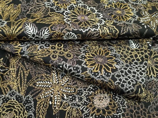 平和屋本店●極上　小紋　総刺繍　草花尽くし　黒地　逸品　CZAA5705s6