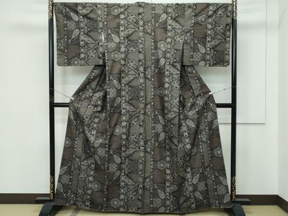 平和屋本店●極上　本場大島紬　12マルキ　正倉院文　ほていや扱い　逸品　CZAA5721s6