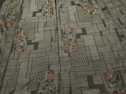 平和屋着物■本場大島紬 色紙重ね草花文 正絹 逸品 DAAK0233ud