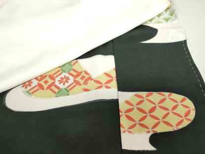 平和屋着物■豪華黒留袖 駒刺繍 尾長鳥霞文 金糸 正絹 逸品 DAAK8562az
