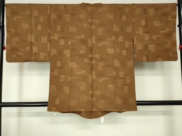 平和屋着物■道行コート 地紋起こし 幾何学文様 胡桃色 正絹 逸品 DAAM9664cm