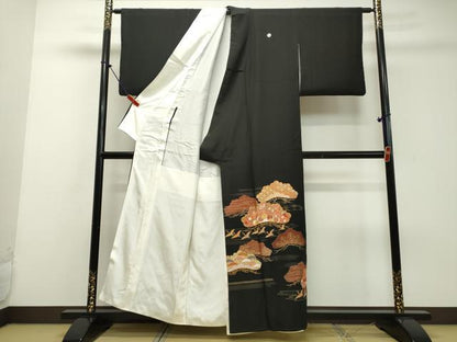 平和屋着物■豪華黒留袖　雲霞宝尽くし文　金彩　正絹　逸品　DAAP2779ud