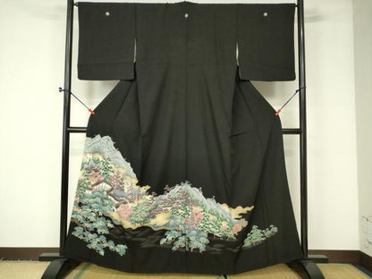 平和屋着物■豪華黒留袖 駒刺繍 風景松文 金彩 正絹 逸品 DAAP6071cm