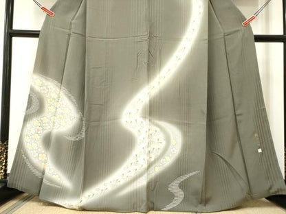 平和屋着物●訪問着　湯谷文雄　刺繍　舞桜文　暈し染め　金糸　正絹　逸品　DAAP7824yyy