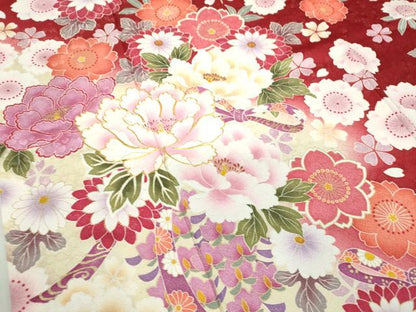 平和屋着物●豪華振袖 駒刺繍 束ね熨斗花文 暈し染め 金彩 金通し地 正絹 逸品 DAAQ2867ps