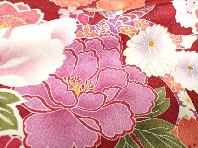 平和屋着物●豪華振袖 駒刺繍 束ね熨斗花文 暈し染め 金彩 金通し地 正絹 逸品 DAAQ2867ps