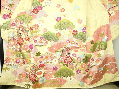 平和屋着物●豪華振袖 駒刺繍 雪輪御所車貝桶花文 金彩 正絹 逸品 DAAQ2926ps