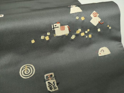 平和屋着物●九寸名古屋帯 総刺繍 十二支 干支 金糸 正絹 逸品 DAAQ3022ps