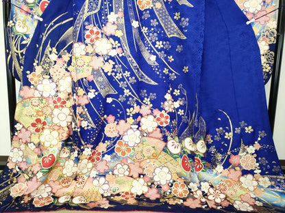 平和屋着物●豪華振袖　駒刺繍　地紙吉祥花文　暈し染め　金彩　正絹　逸品　DAAQ3084ps